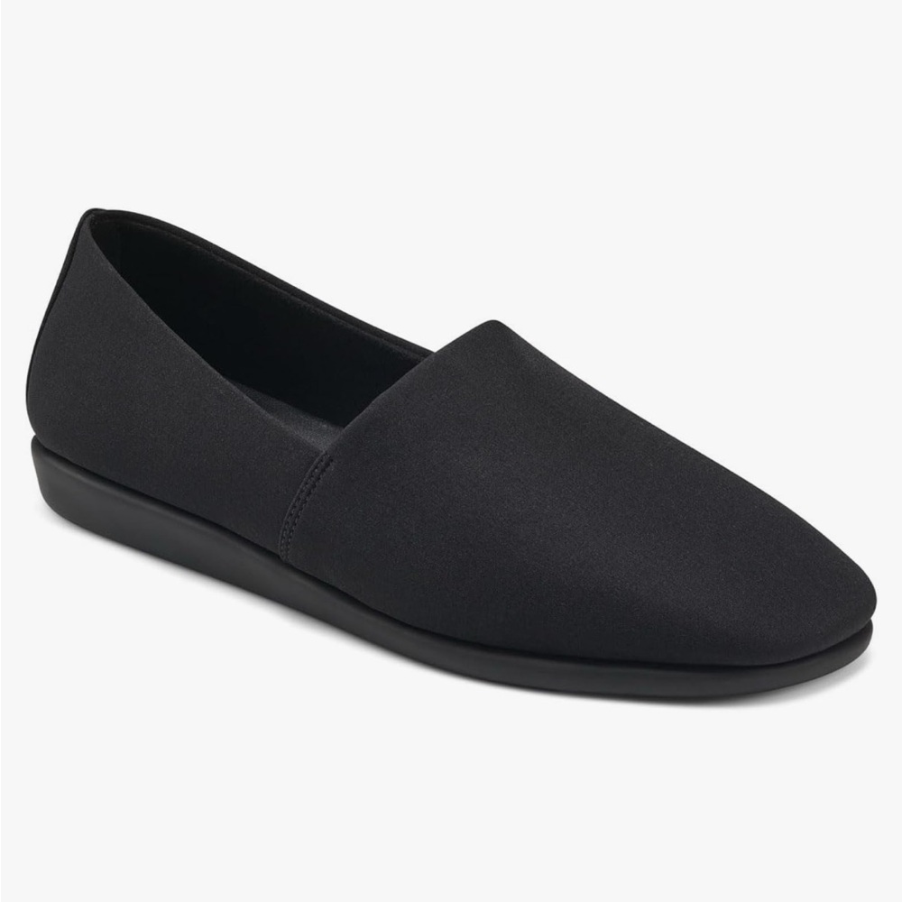 AEROSOLES Women's Black Fabene Loafer slip-on